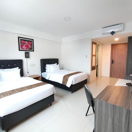 Golden Ganesha Hotel Yogyakarta By Ecommerceloka Gondowulung Экстерьер фото