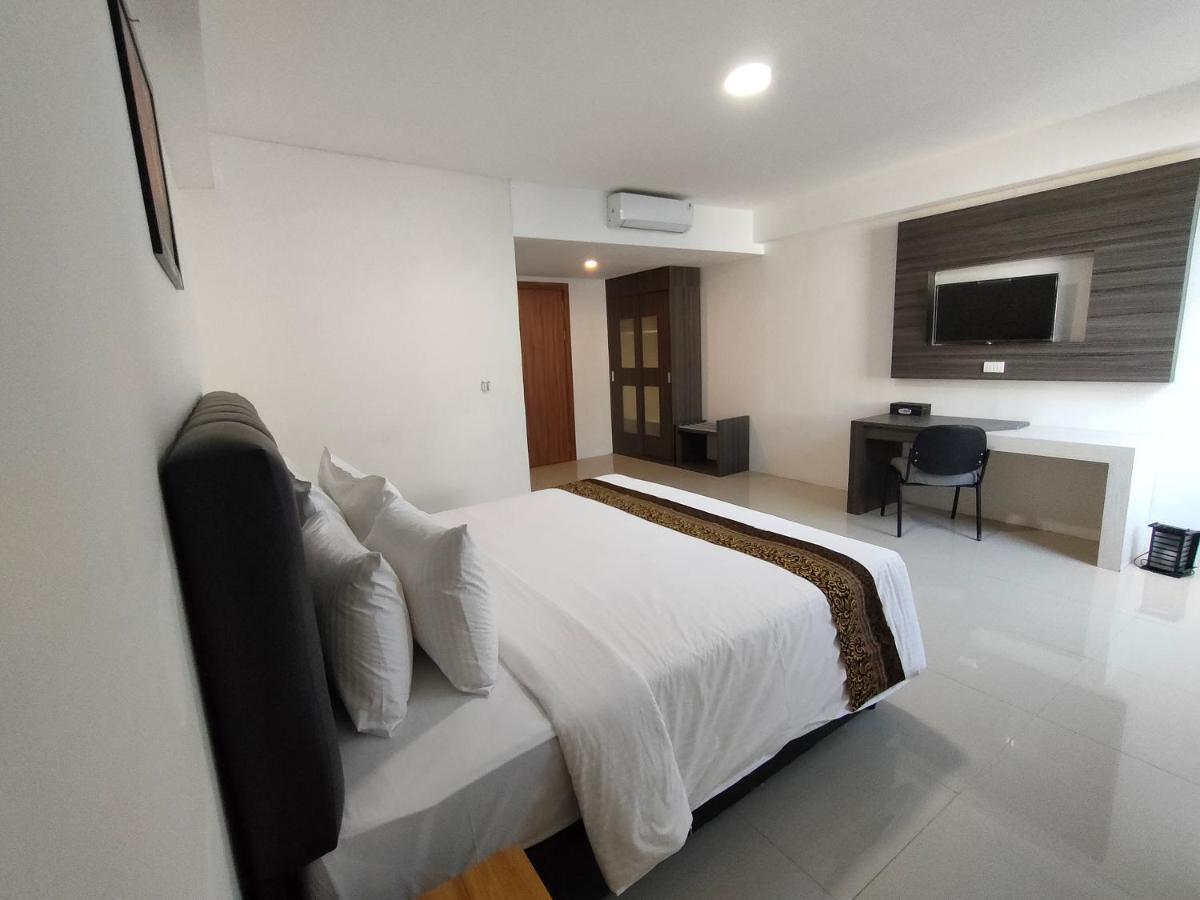 Golden Ganesha Hotel Yogyakarta By Ecommerceloka Gondowulung Экстерьер фото